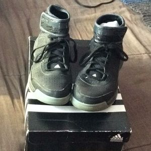 🔥Adidas Lace/Velcro High Tops🔥